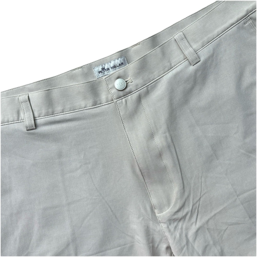 Peter Millar Mens Golf Shorts Brown Shackleford Performance Hybrid Size 38 Khaki